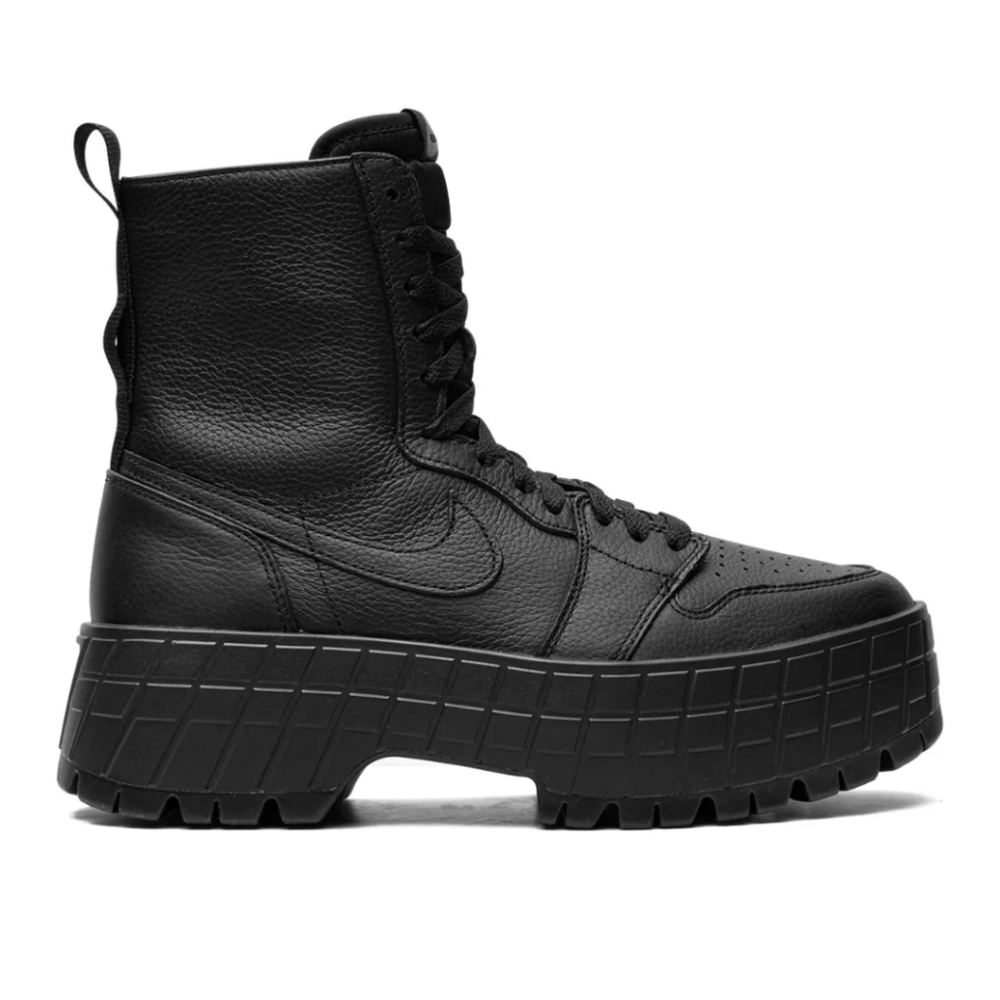 Nike Air Jordan 1 Brooklyn platform boots BRAND NEW matte black Size 10